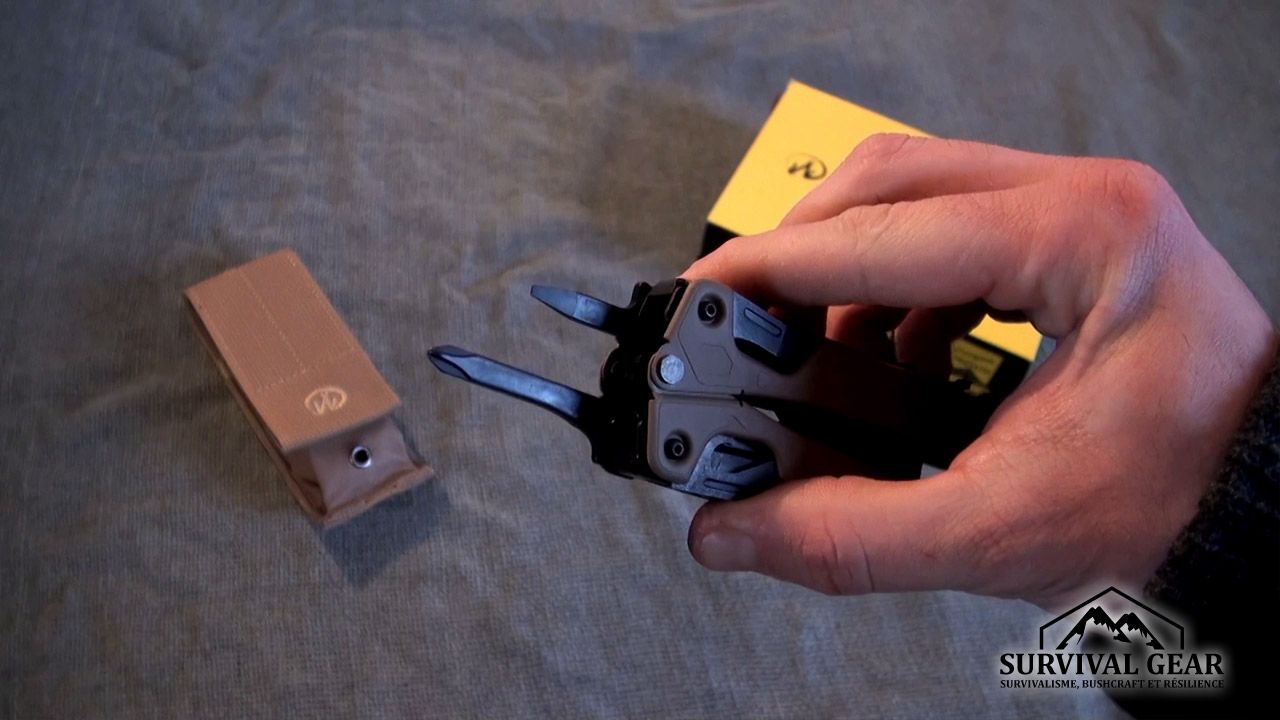 Tournevis Phillips et plat